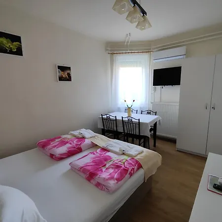 Havasi Ueduelohaz Денешдиаш