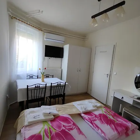 Havasi Ueduelohaz Apartment
