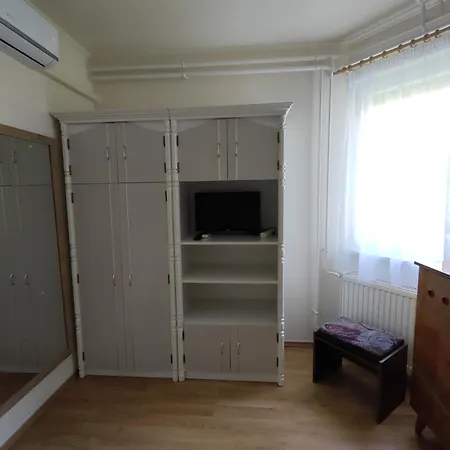 Havasi Ueduelohaz * Gyenesdias