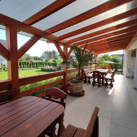 Apartment Havasi Ueduelohaz Gyenesdias